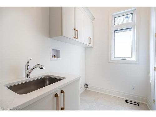 21 Oakley Drive, Niagara-On-The-Lake, ON - Indoor Photo Showing Kitchen