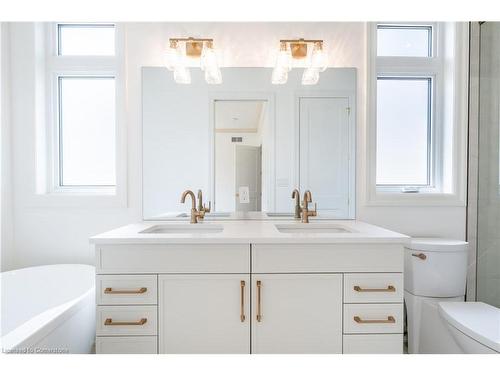 21 Oakley Drive, Niagara-On-The-Lake, ON - Indoor Photo Showing Bathroom
