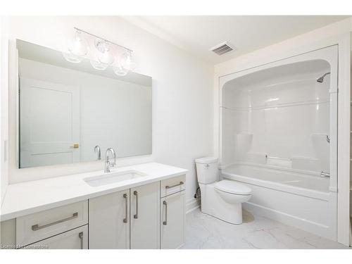 21 Oakley Drive, Niagara-On-The-Lake, ON - Indoor Photo Showing Bathroom