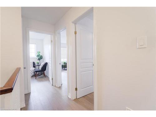 83 Benedict Place, Hamilton, ON - Indoor Photo Showing Other Room