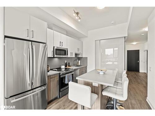 307-2007 James Street Street, Burlington, ON - Indoor