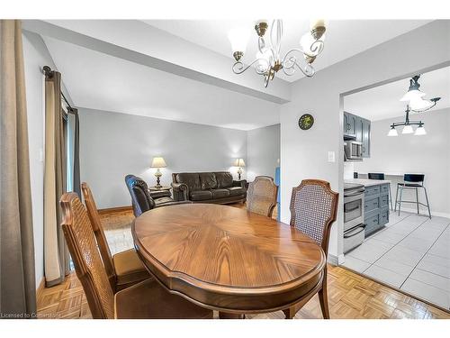 18-1460 Garth Street, Hamilton, ON - Indoor Photo Showing Dining Room