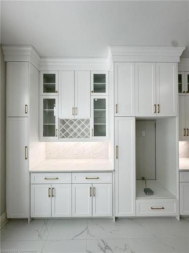 143 Klein Circle, Ancaster, ON - Indoor