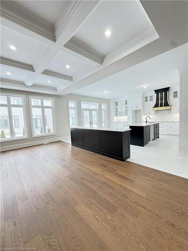 143 Klein Circle, Ancaster, ON - Indoor Photo Showing Other Room