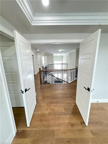 143 Klein Circle, Ancaster, ON - Indoor Photo Showing Other Room