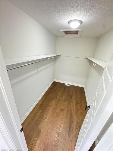 143 Klein Circle, Ancaster, ON - Indoor Photo Showing Other Room