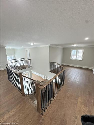 143 Klein Circle, Ancaster, ON - Indoor Photo Showing Other Room