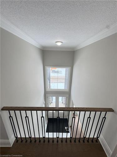 143 Klein Circle, Ancaster, ON - Indoor Photo Showing Other Room