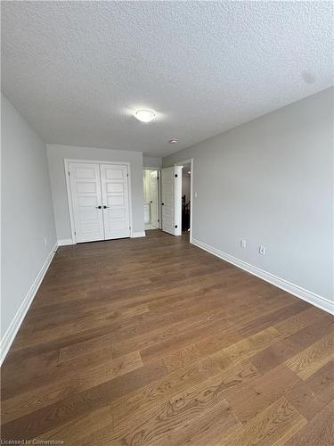 143 Klein Circle, Ancaster, ON - Indoor Photo Showing Other Room