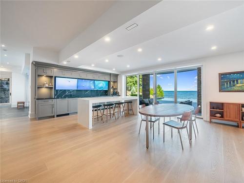 140 Secord Lane, Burlington, ON - Indoor Photo Showing Other Room