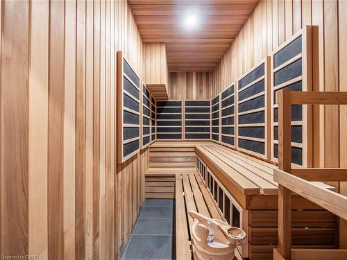 140 Secord Lane, Burlington, ON - Indoor Photo Showing Other Room