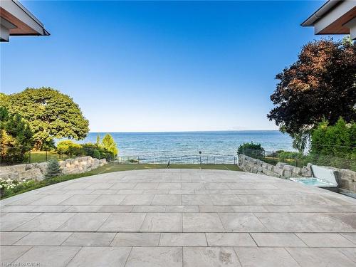 140 Secord Lane, Burlington, ON - Outdoor With Body Of Water