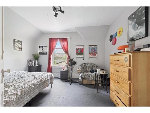 133 Joseph Street, Kitchener, ON - Indoor Photo Showing Bedroom