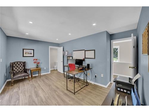 11 Weneil Drive, Freelton, ON - Indoor