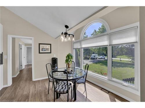 11 Weneil Drive, Freelton, ON - Indoor Photo Showing Dining Room