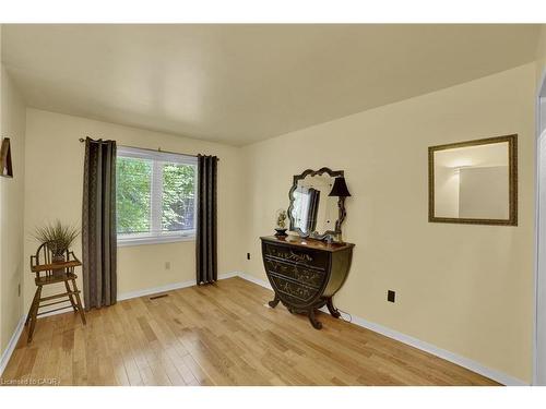 11 Weneil Drive, Freelton, ON - Indoor Photo Showing Other Room