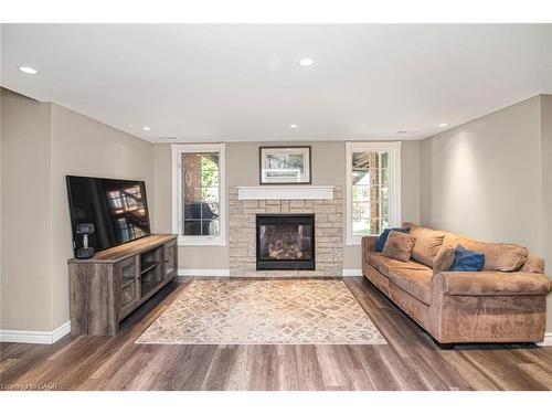 149 Dorchester Drive, Grimsby, ON - Indoor Photo Showing Living Room With Fireplace