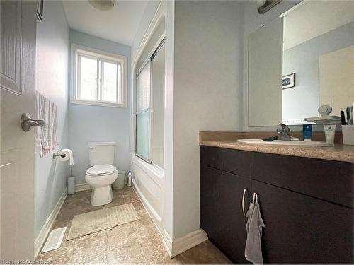 850 Mapleridge Street, London, ON - Indoor Photo Showing Bathroom