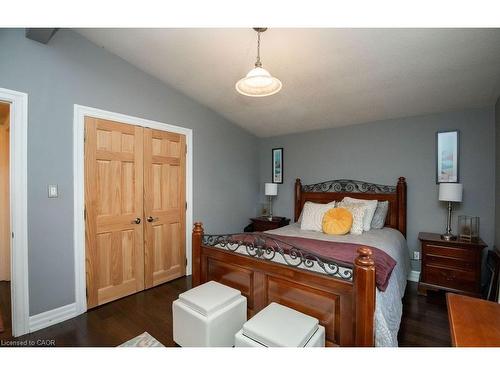 92 Auchmar Road, Hamilton, ON - Indoor Photo Showing Bedroom