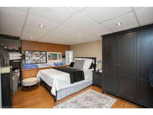 92 Auchmar Road, Hamilton, ON - Indoor Photo Showing Bedroom