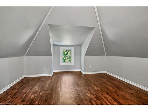 172 Sherman Avenue S, Hamilton, ON - Indoor Photo Showing Other Room