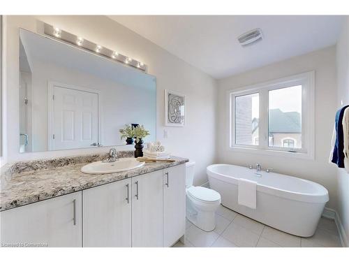 6 Marvin Avenue, Oakville, ON - Indoor Photo Showing Bathroom