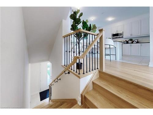 6 Marvin Avenue, Oakville, ON - Indoor Photo Showing Other Room