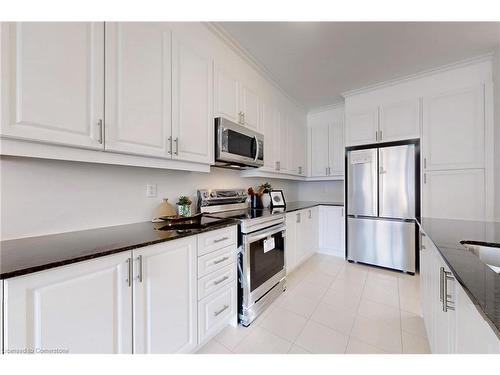 6 Marvin Avenue, Oakville, ON - Indoor Photo Showing Kitchen