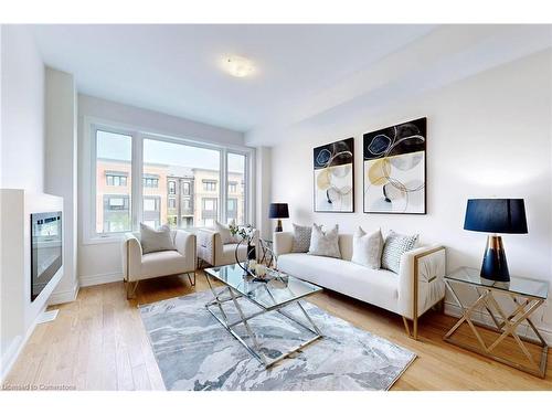 6 Marvin Avenue, Oakville, ON - Indoor Photo Showing Living Room