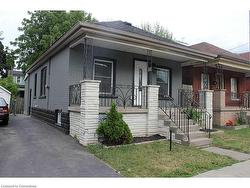 106 Lottridge Street  Hamilton, ON L8L 6T9