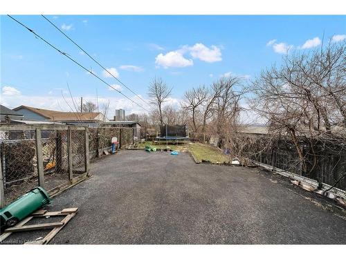 199 Bay Street N, Hamilton, ON - Outdoor