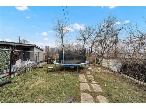 199 Bay Street N, Hamilton, ON - Outdoor