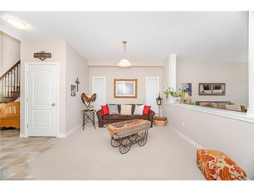 118 Lampman Drive, Grimsby, ON - Indoor