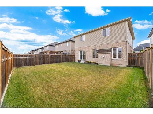 118 Lampman Drive, Grimsby, ON - Outdoor