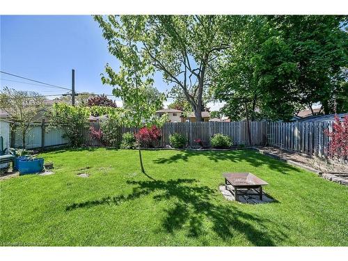 130 West 26Th Street, Hamilton, ON - Outdoor With Backyard