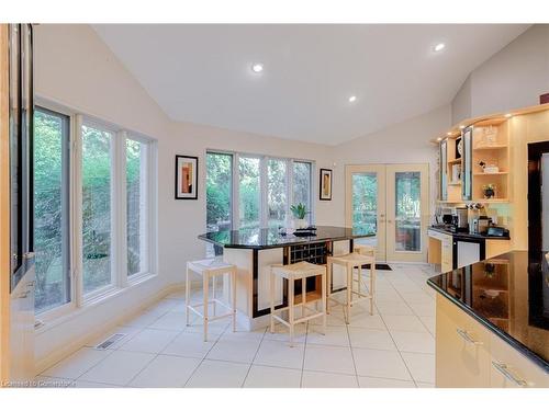 34 Harrington Place, Ancaster, ON - Indoor Photo Showing Dining Room