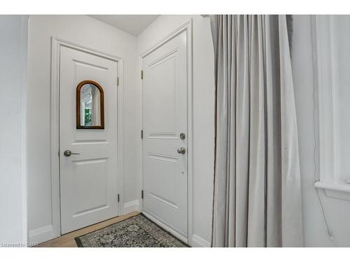 111 Castlefield Drive, Hamilton, ON - Indoor Photo Showing Other Room