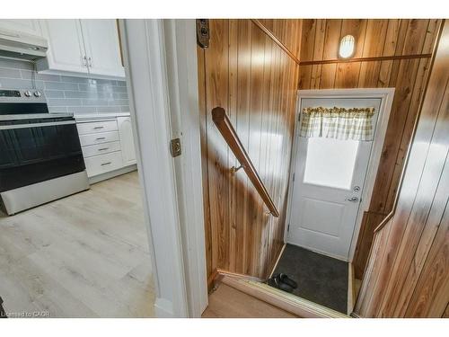 111 Castlefield Drive, Hamilton, ON - Indoor Photo Showing Other Room