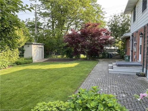 30 Lanscott Place, Hamilton, ON - Outdoor