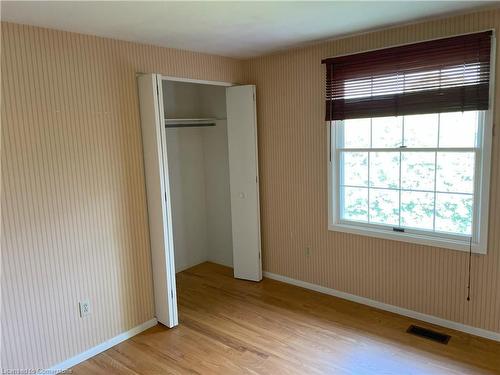 30 Lanscott Place, Hamilton, ON - Indoor Photo Showing Other Room
