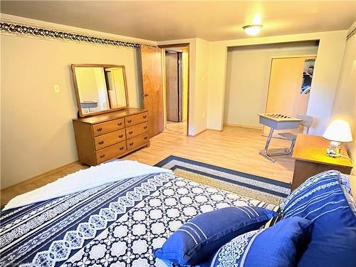 804 Ruby Street, Port Elgin, ON - Indoor Photo Showing Bedroom