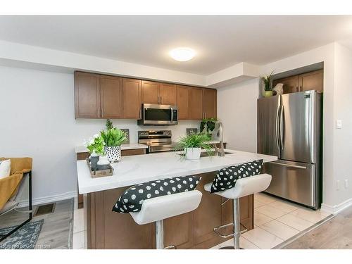 386 Linden Drive, Cambridge, ON - Indoor Photo Showing Kitchen