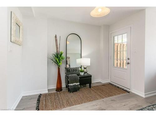 386 Linden Drive, Cambridge, ON - Indoor Photo Showing Other Room