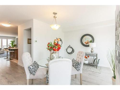 386 Linden Drive, Cambridge, ON - Indoor Photo Showing Other Room