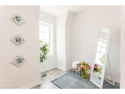 386 Linden Drive, Cambridge, ON - Indoor Photo Showing Other Room