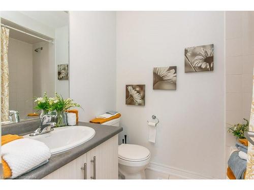 386 Linden Drive, Cambridge, ON - Indoor Photo Showing Bathroom