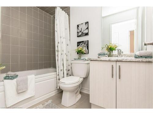 386 Linden Drive, Cambridge, ON - Indoor Photo Showing Bathroom