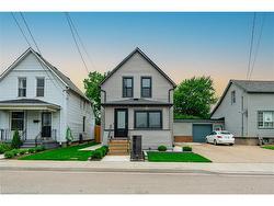 4471 First Avenue  Niagara Falls, ON L2E 4G1