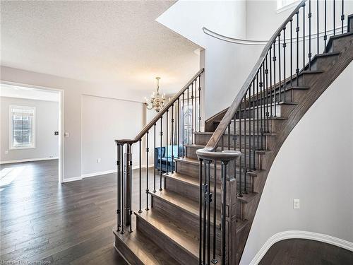 416 Gooch Crescent, Milton, ON - Indoor Photo Showing Other Room