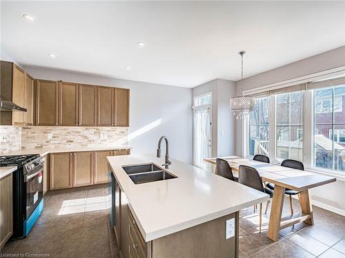 416 Gooch Crescent, Milton, ON - Indoor Photo Showing Kitchen With Double Sink With Upgraded Kitchen